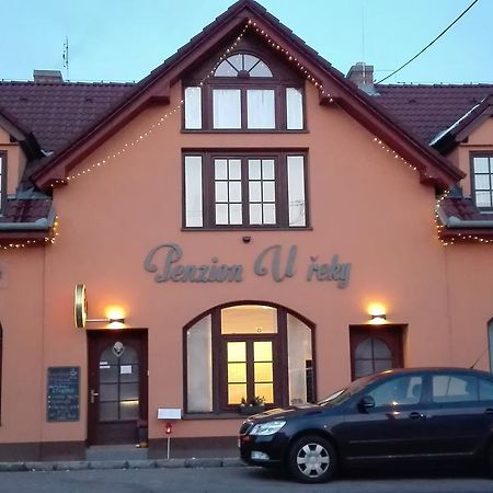 Penzion U Reky Vojkovice  Ngoại thất bức ảnh
